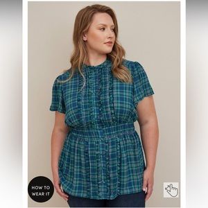 TORRID GEORGETTE RUFFLE FRONT FLUTTER SLEEVE BLOUSE, size 4